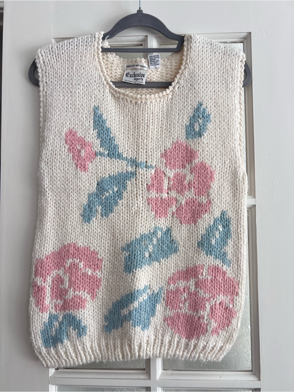 Vintage Cream Floral Knit Sweater Vest - Pink & Blue